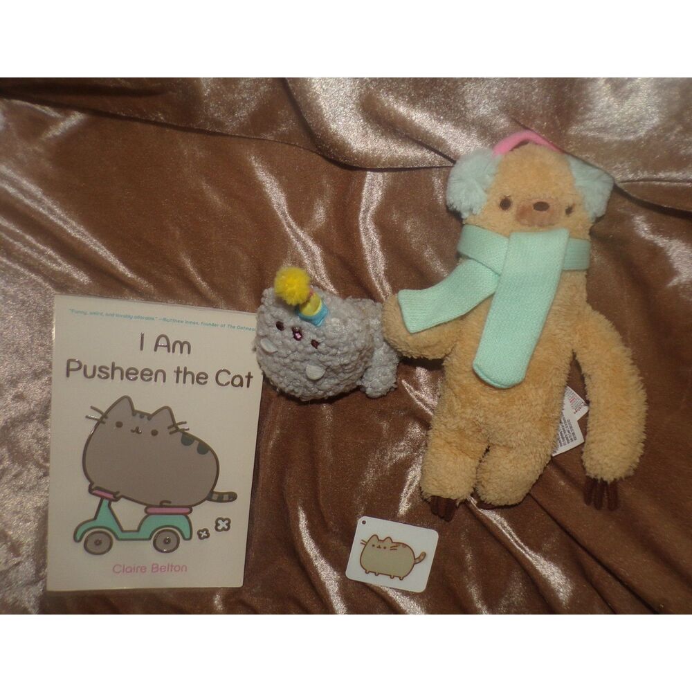 Pusheen lot I am Pusheen book and 2 plush